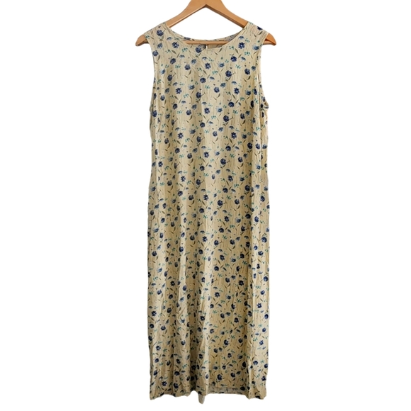 Studio Ease Dresses & Skirts - 90s floral vintage dress